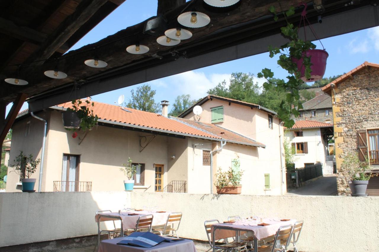 Hotel Restaurant Le Saint Clement エクステリア 写真