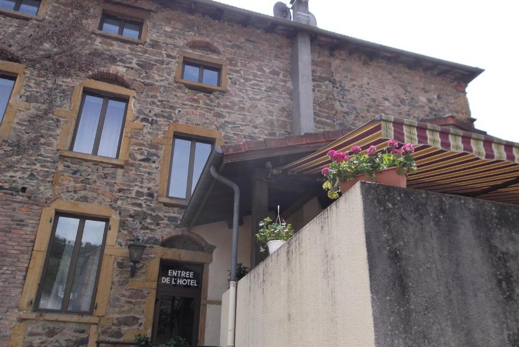 Hotel Restaurant Le Saint Clement エクステリア 写真